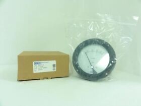 4375722 189645 New In Box Wika Differential Pressure Gauge 0-50in H20 1/2 Npt