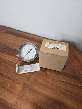 164428 Ametek 37325 Pressure Gauge Industrial 60 Psi 1/8 Anpt 2 1/2 Inch P 844 U