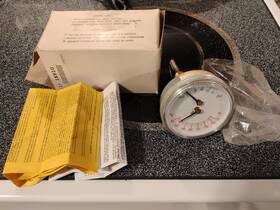Pt1088k Ametek Gauge 0-75 Psi 6-320 F Degrees F2-1/2 Inch
