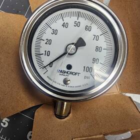 25-1009-aw-02l-100 Ashcroft 25-1009-aw-02l-100#-xljsg Pressure Gauge 0-100psi Cracked Glass Of51