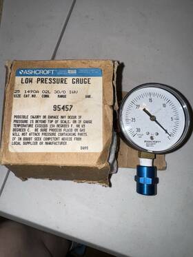25-1490-a-02l-30zsi Ashcroft Low Pressure Gauge Size 2-1/2 1/4 Inch 25-1490-a-02l-30/0