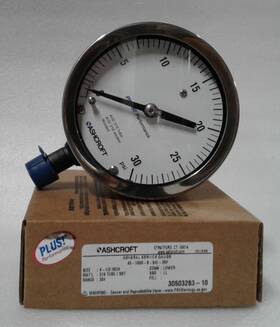 45-1009-s-04l-30 Ashcroft 45-1009-s-04l-30# Gauge 451009s04l30# Lower Mount 4-1/2 Inch Welded - New