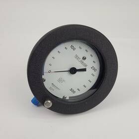 451082as02l300 Ashcroft 451082as02l300# 1082 Test Gauge 0-300 Psi 1/4 Inch Npt - Used
