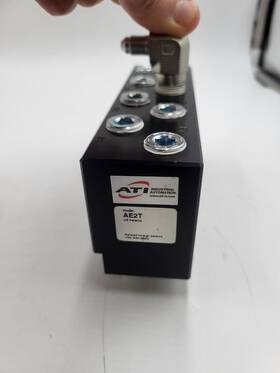 Ti-ae2t Ati Ti Ae2t Tool Side Air Module With 8 - 3/8 Inch Npt Pass Through Ports New