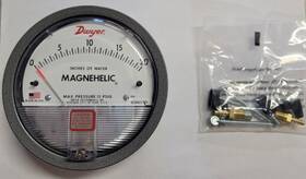 102012-00 Dwyer Instruments Magnehelic Differential Pressure Gauge