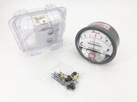 102031-00 Dwyer New Magnahelic Pressure Gauge 15psig 1w465 Model 2330