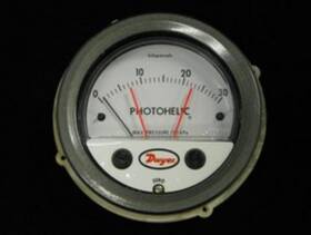 168243-00 Dwyer Photohelic Pressure Gauge 0-30 Kpa 168243-00 Dwyer Photohelic Pressure Gauge 0-30 Kpa