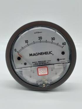 2000-40mbar Dwyer Magnehelic Pressure Gauge 0-40mbar