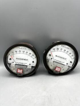 2005-c Dwyer Lot Of 2 Magnehelic Pressure Gage 2005 C Water 15 Psig Used