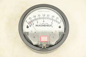 2t645 Dwyer Differential Pressure Gauge Back/single-side 1/8 In Npt Female