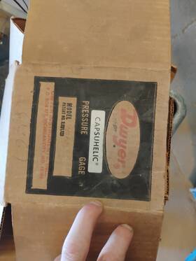4060c Dwyer Capsuhelic Pressure Gauge New