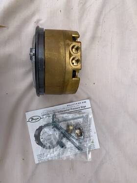 4616b Dwyer Capsuhelic Pressure Gage