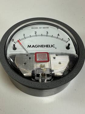 W16z-tk Dwyer Intruments Instruments 2005 Magnehelic Differential Pressure Gauge 4 3/4 Inch Od