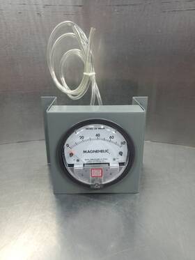 W51w-tc Dwyer Magnehelic W51w Tc Pressure Gauge Mounted. 6e-4