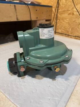 R652-dff Emerson-fisher Lp-gas Equipment Second Stage Regulator Back Mount B4