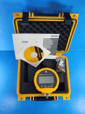 700g06 Fluke 100 Psig Pressure Gauge