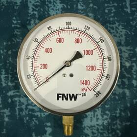 Fnwg0200r Fnw Pressure Gauge 0-200 Psi 4 1/2 Inch Face 1/4 Npt New In Box
