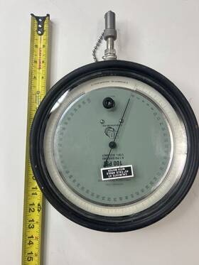 King Nutronics Ba57-31-100 Precision Test Gauge 100 Psi 10 In Face Back Mount 1/4 Conn