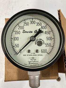 W0382 Marsh Instrument Company 600 Psi Gauge