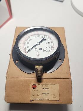 W0044 Marsh Instrument Pressure Gauge 3.5 Inch Dial 1/4 Bm 300 Dfpr