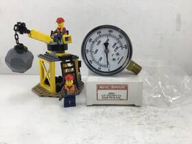 J4660 Marsh - / Bellofram 2.5 Inch 400 Psi And Kpi Gauge New Old Stock