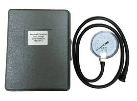 Me50p-2 Marshall Excelsior Company Test Gauge Low Pressure In Case - Black