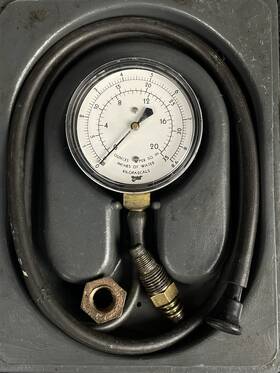 90266 Marshall Town 6685004620545 Instruments Water Gauge With Case - 0-35 Kilopascals