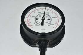 92330 Marshalltown 4-1/2ftft Pressure Gage -100-2000 Kpa -40-120f