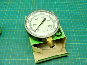 G23874 Marshalltown Pressure Gauge 3-1/2 Inch F 0-1000 Psi 0-7000 Kpa 1/4 Connect