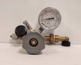 3040-580 Matheson 3040 High Pressure Regulator 6000 Psi Max Inlet Cga 580 Stainless Base