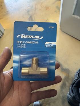 63567 Merlin Brass T-connector 1/4 Inch 300psi