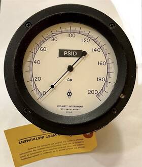 109-ce-03-yo Mid-west Instrument Pressure Gauge Max 1500 Psig 0-200 Psid New