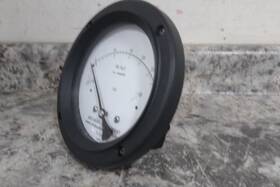 142-ac-00-oo-30h Midwest Instrument 4-1/2 In Dial Differential Pressure Gauge