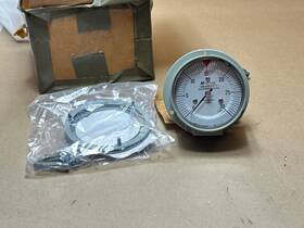 6685-00-782-4773 Moeller 6685-00-872-4773 30psig Pressure Gauge Mil-spec Shock Resistant 3.5 Inch