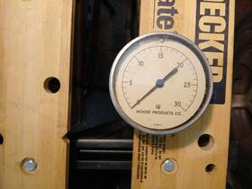3189-6 Moore Pressure Gauge Used 0-30 Psi