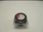 Mros10059062-2-5002 Dwyer Gauge New In Original Package