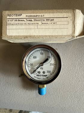 Pg25s2a4p21-g-t Reotemp Pressure Gauge 300 Psi 2.5 In Face 1/4 Npt Bottom Mount