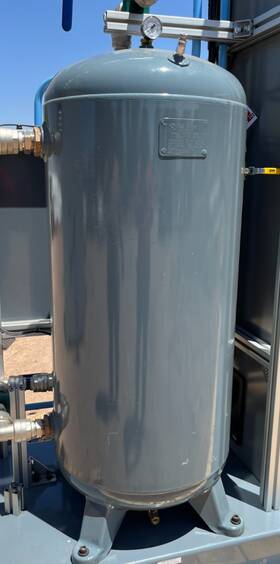 A10043 Samuel Pressure Vessell Group 200psi Vertical Tank