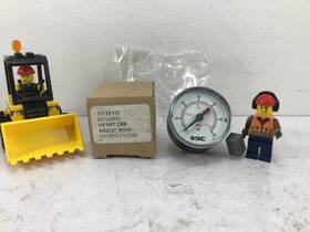 K40-mp0.4-n02ms Smc - 60 Psi 1/4 Inch Npt 1.5 Pressure Gauge Nos