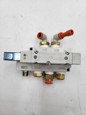 Sy7200-5u1-na Smc And Sy5000 5-port Base Mounted Double Internal Pilot