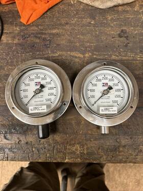 S-13851 Stewarts Usa 2 - 5000 Psi Pressure Gauge 316 Stainless Steel