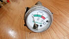 250003-798 Sullair 05350903 Differential Pressure Gauge 0-15 Psi 0-100 Kpad Pn 250003-798 Sullair 05350903 Differential Pressure Gauge 0-15 Psi 0-100 Kpad Pn
