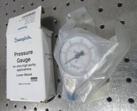 Pgu-50-p300-l-4fsf Swagelok C197372 0-300psi Pressure Gauge With 1/4 Inch Vcr Fitting