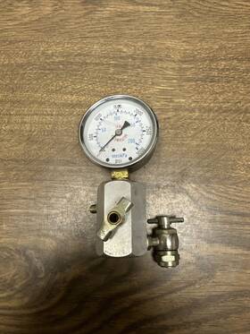 G2527f Tobul Accumulator 0-3000 Psi