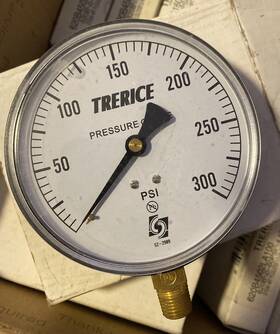 800b4002la140 Trerice / 4 Inch Dial Pressure Gauge 0-300 Psi 1/4 Npt New