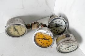 2251ypg3-enga Versa Lot Of 4 Used Pressure Gauge 0-160 Psi Engineered Abrasives 2.5 Inch El13