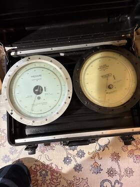 62-a-2b-0120 Wallace & Tiernan 62a-4a-0005d And 1500 Series Psi Pressure Gauge Set Model