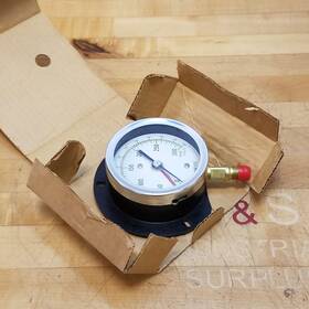 G15-104 Weskler Pressure Gauge 0-300 Psig 1/4 Inch Npt - New