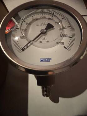 4267927 Wika Brand New 4 Inch Liquid Filled Gauge 0-5000 Psi Type 233.54 Mfg #