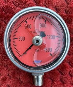 8100rzp Wika Rare Industrial Pressure Gauge With Red Max Hand 1500psi 1/4 Inch Npt Male